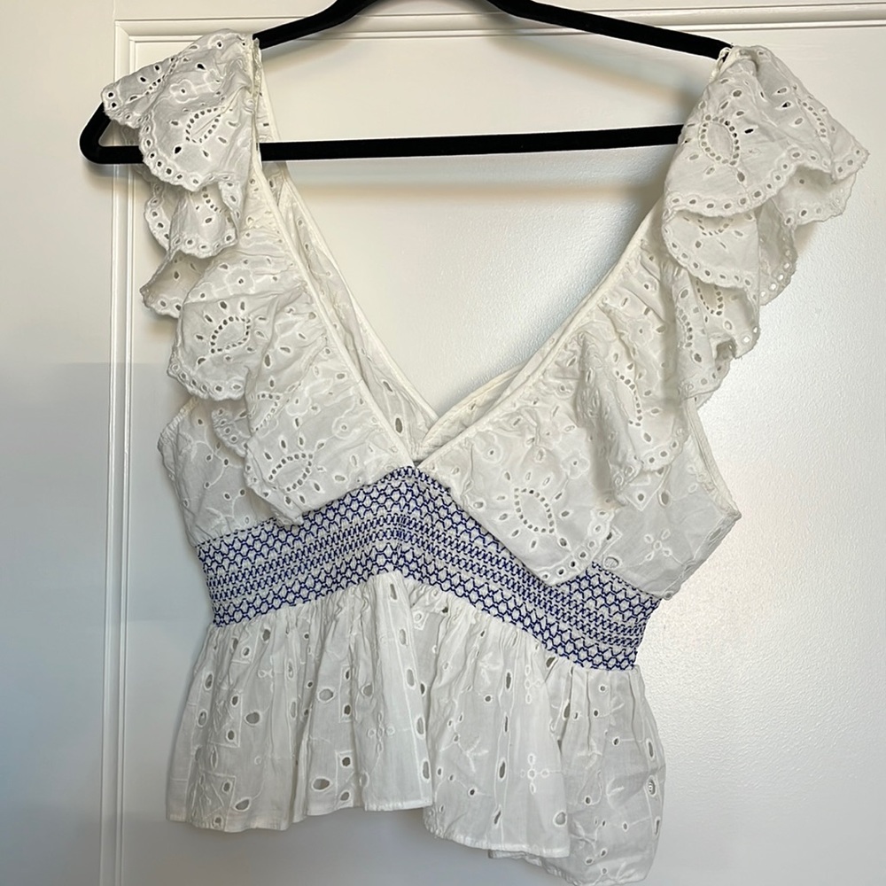Eyelet top - Size L